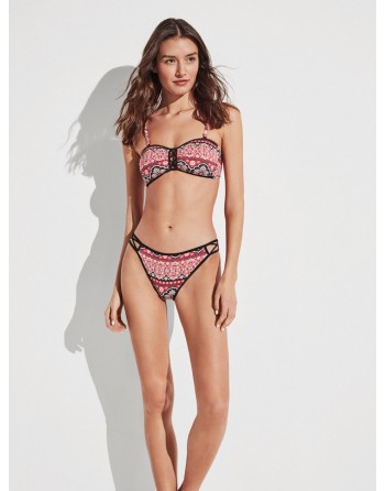 Bikini...